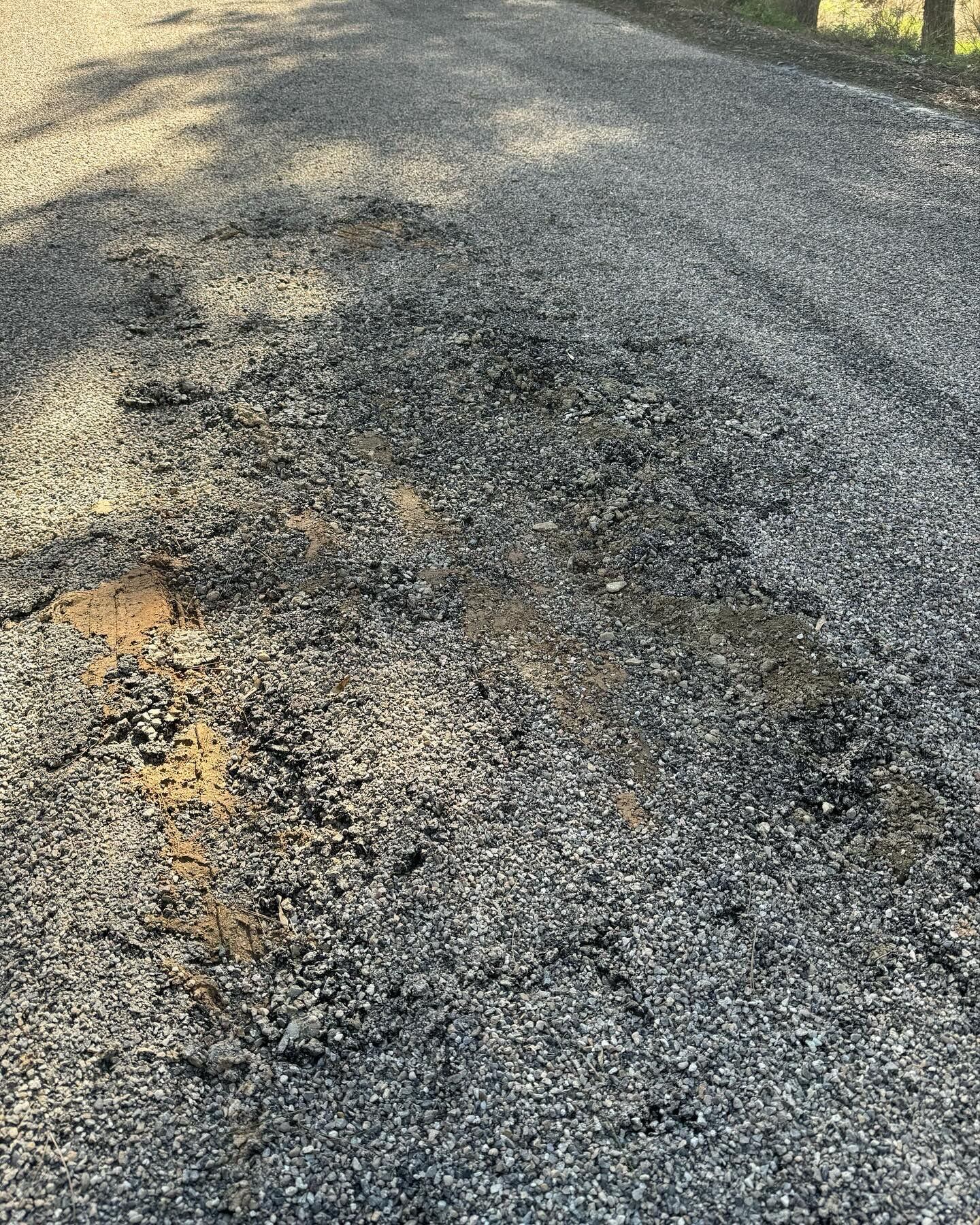 Estado del asfalto de los caminos de Tamarite de Litera