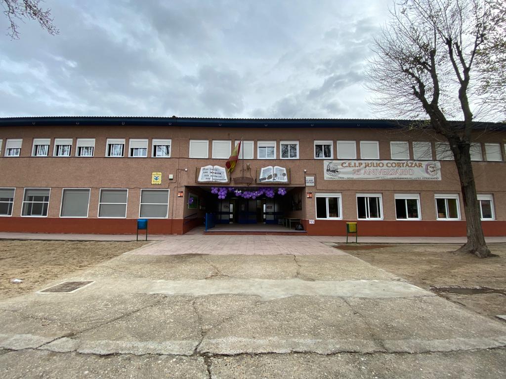 Fachada del CEIP Julio Cortazar de Getafe