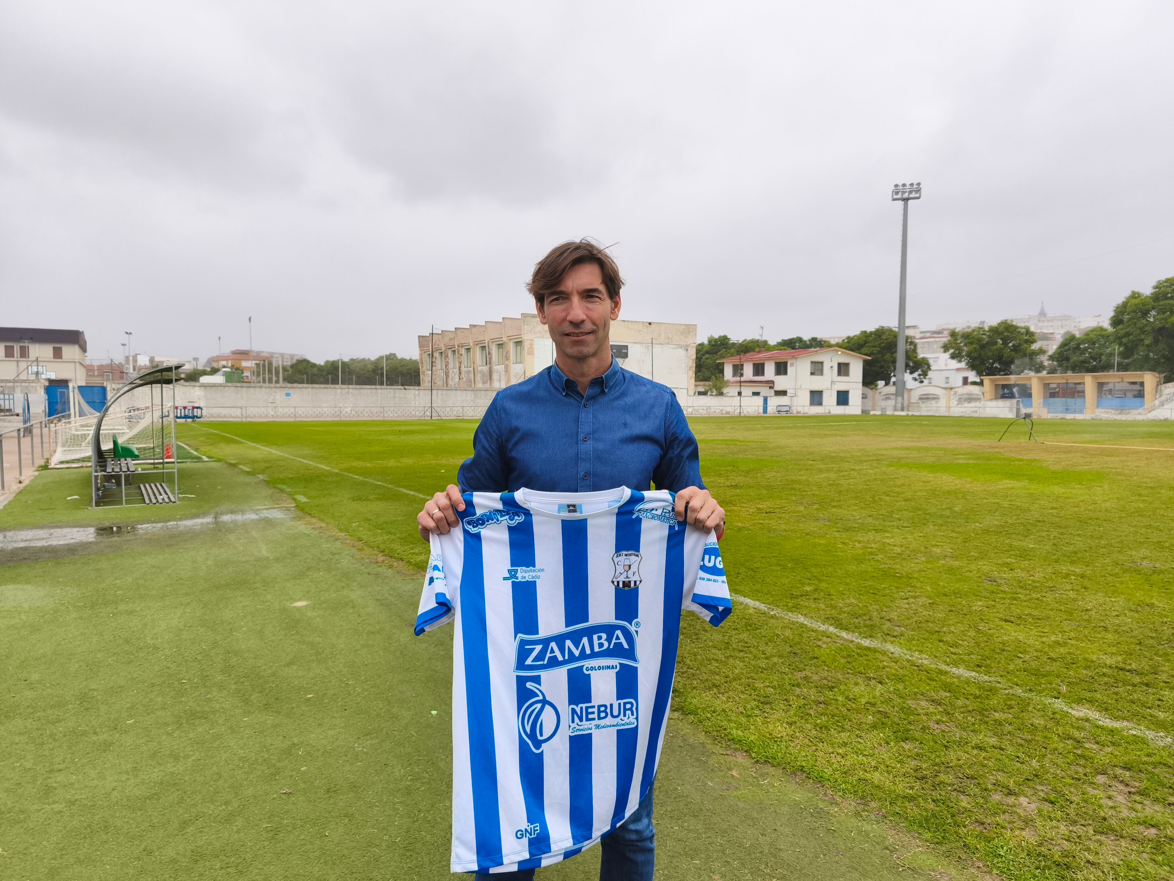 Selu en su presentación como nuevo director deportivo del Jerez Industrial