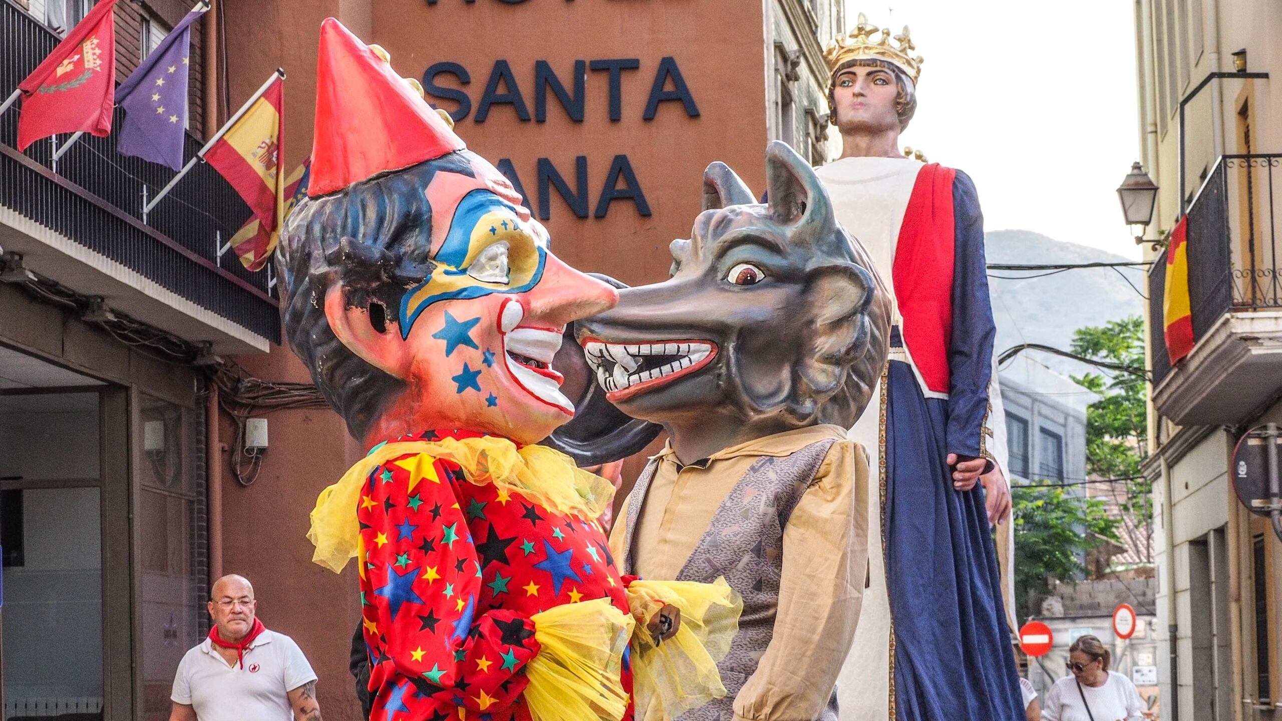 Los gigantes y cabezudos de Elda, en riesgo