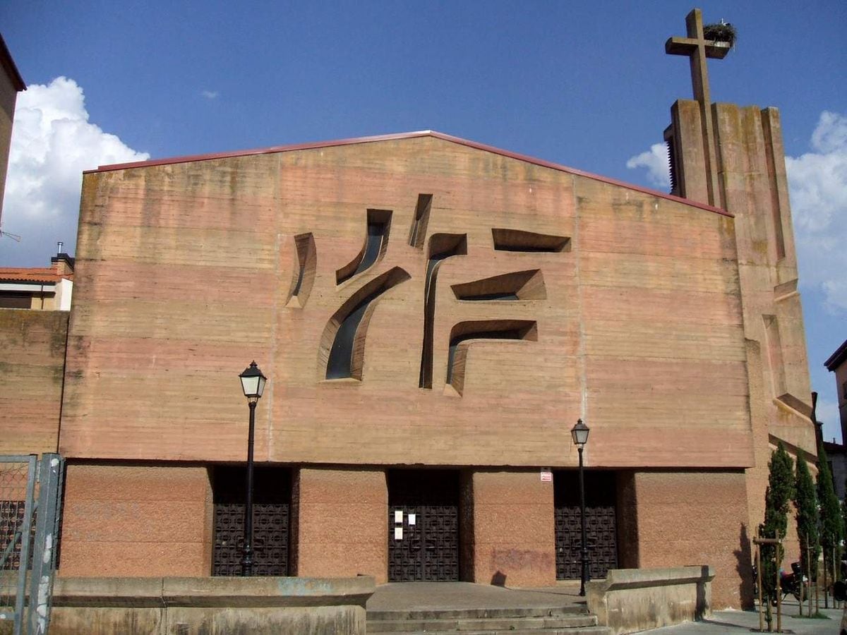 Iglesia de El Salvador, en Soria, que cumple 53 años de su bendición.