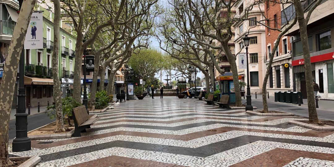 Policía Nacional y Local vigilan la ciudad de Gandia