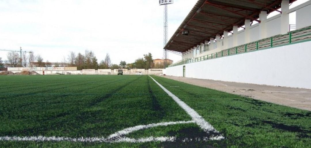 Imagen del estadio de fútbol del Moralo CP