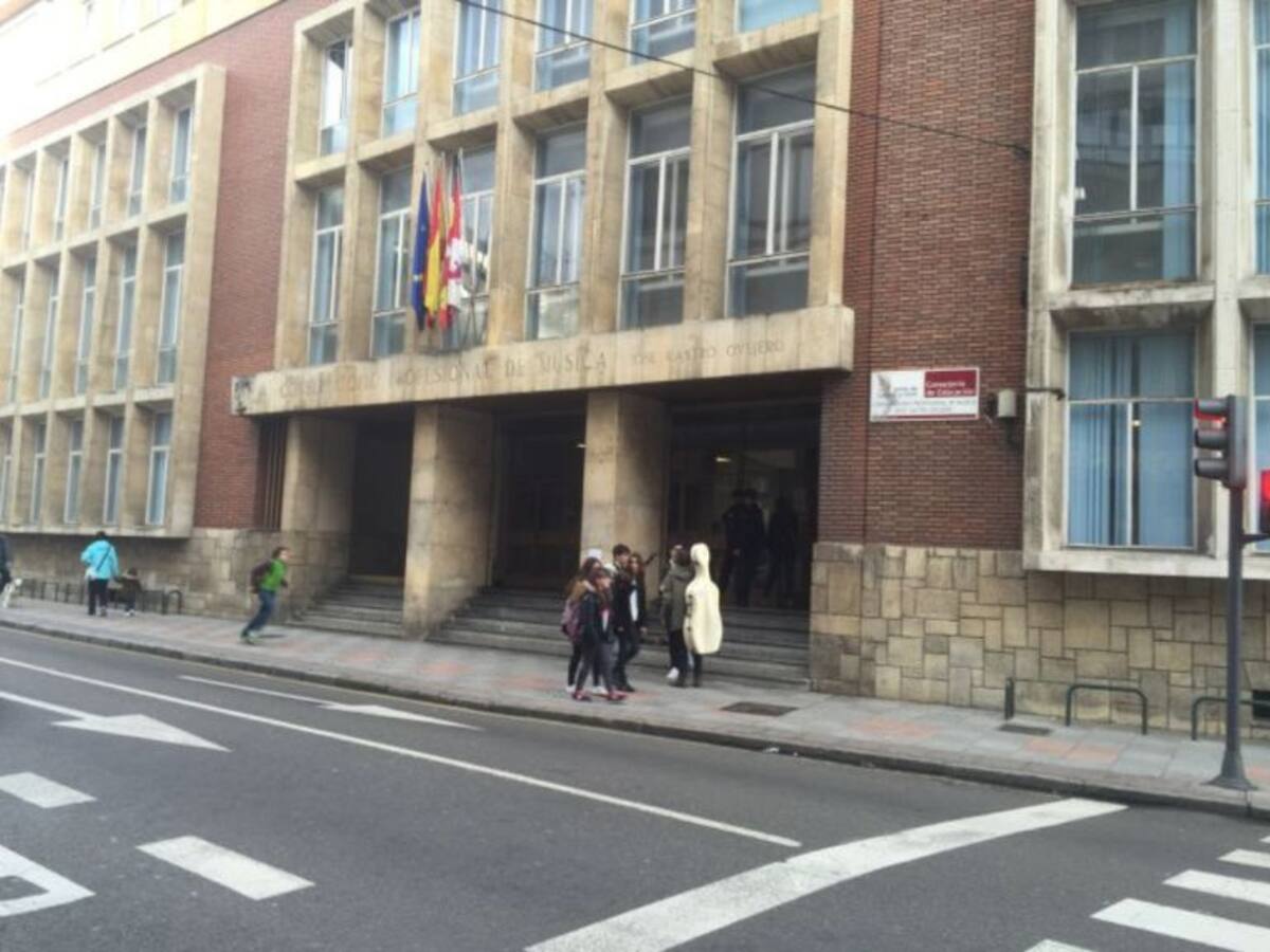 La Junta suaviza su postura y ya no cierra la puerta a un nuevo Conservatorio