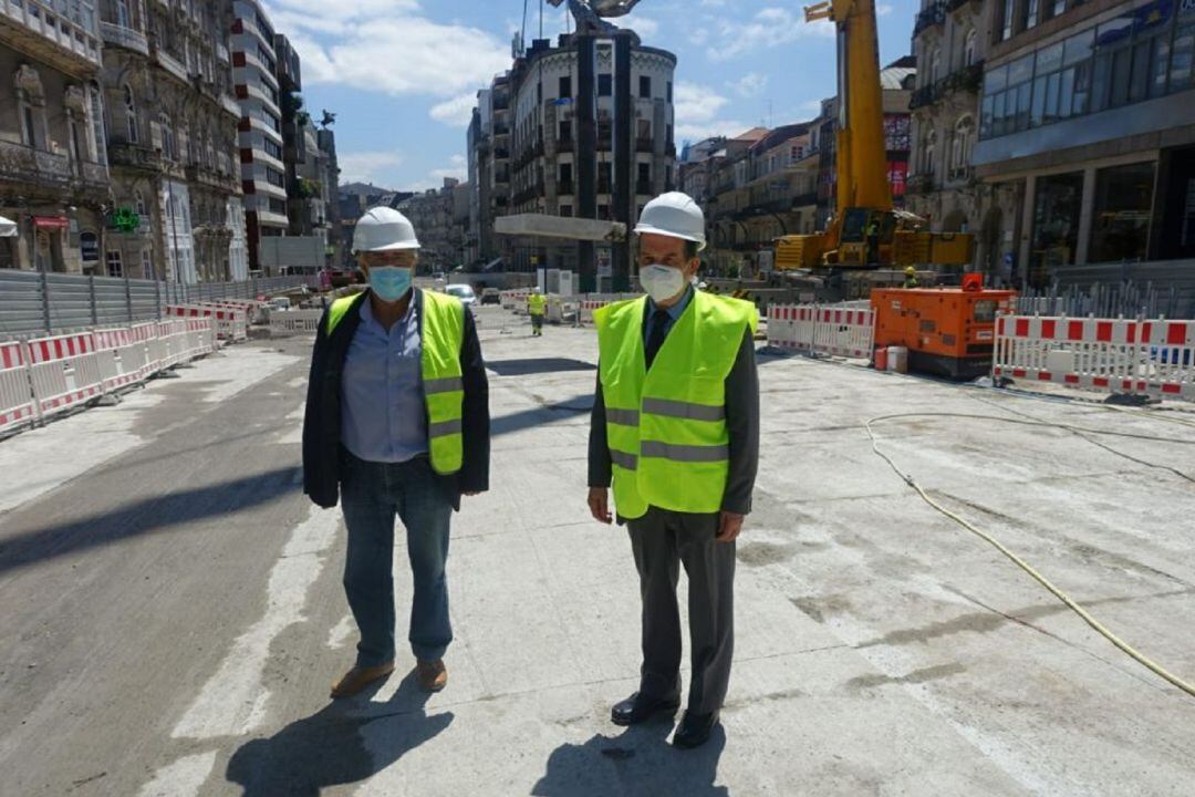 Abel Caballero en el inicio de las obras de demolición del antiguo aparcamiento de la Puerta del Sol