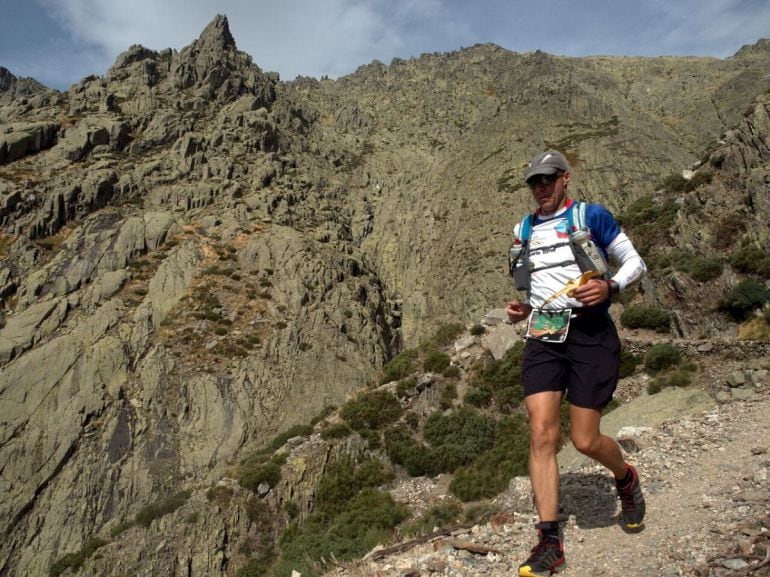 La carrera transcurre por terreno de alta montaña