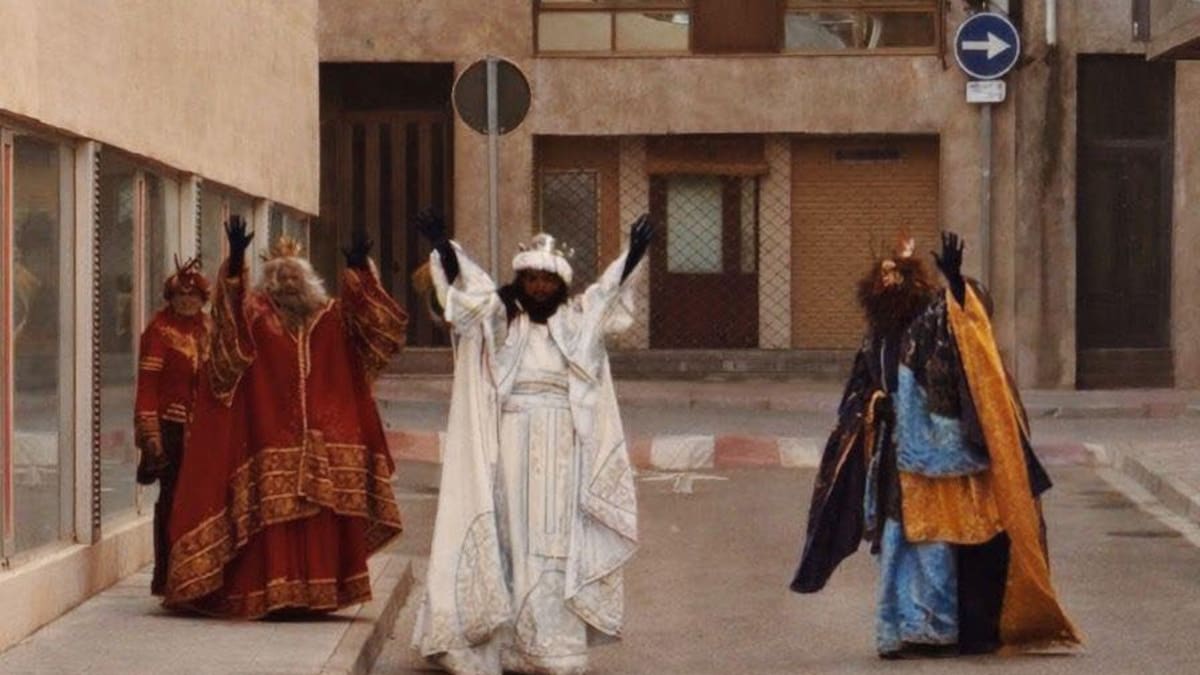 Los Reyes Magos se despiden de Caudete hasta el año que viene