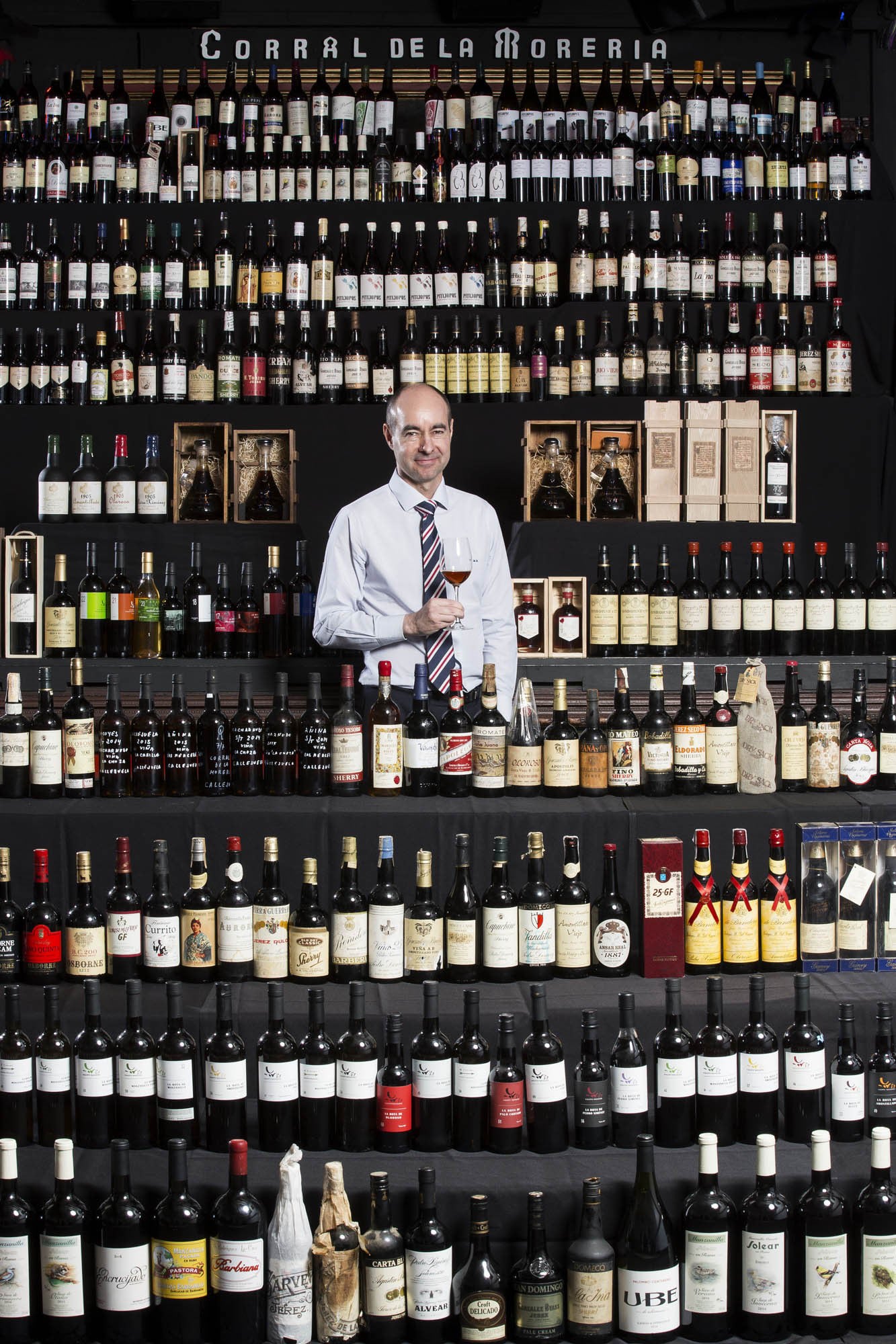 Juanma del Rey, &quot;arqueólogo&quot; de los vinos de Jerez, en El Corral de la Morería.