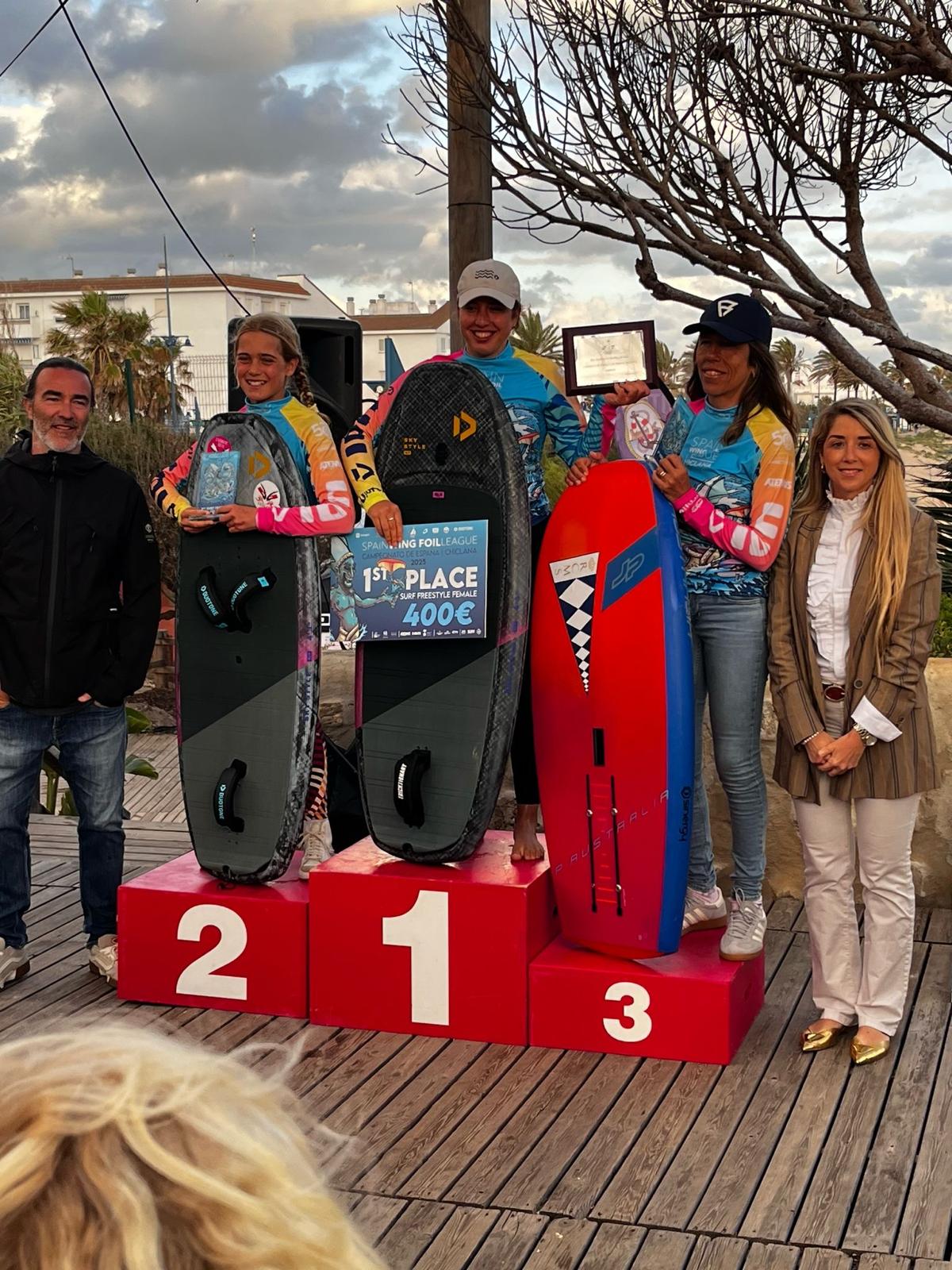 Las tres ganadoras del Campeonato de España de freestyle