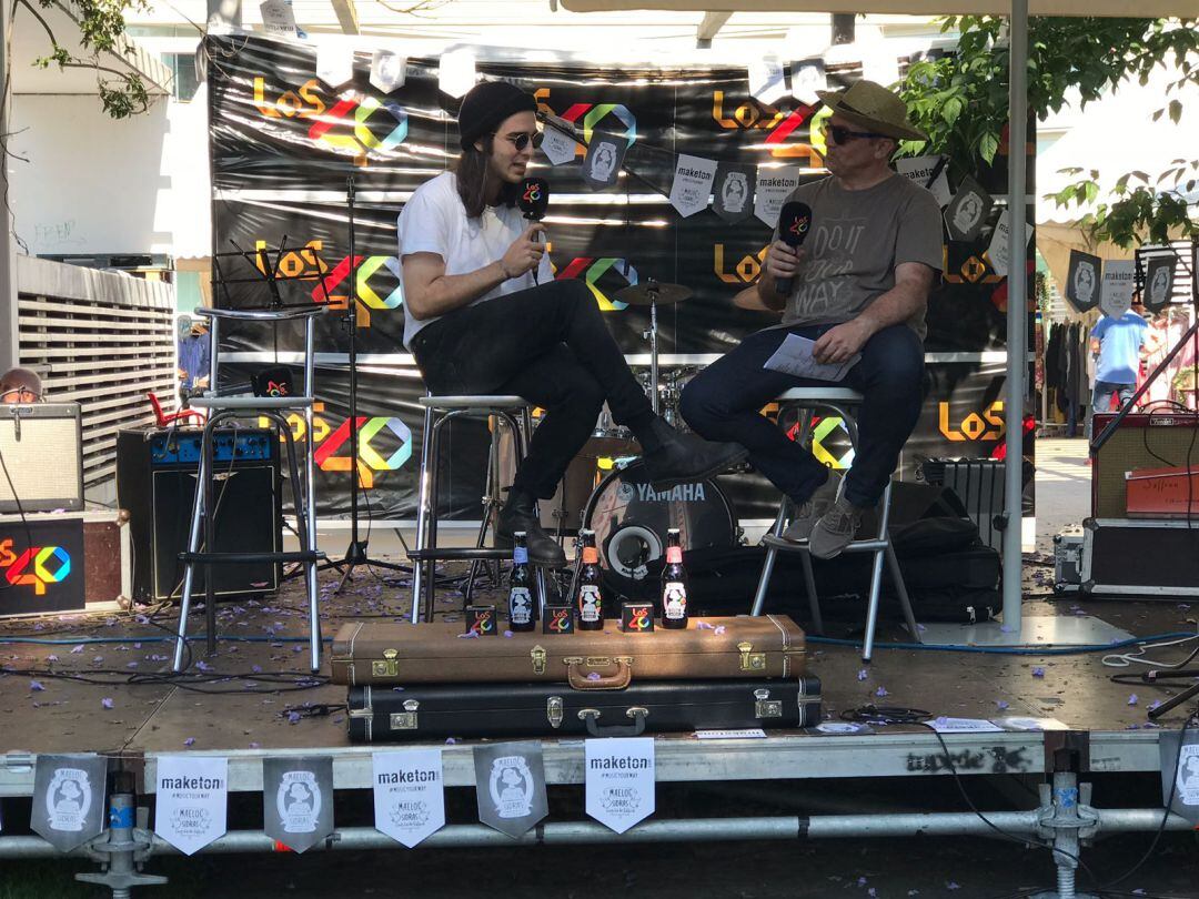 Olivier Martín y Salva Ronko durante el programa especial del Maketon Los40 Vigo en el Vigo SeaFest.