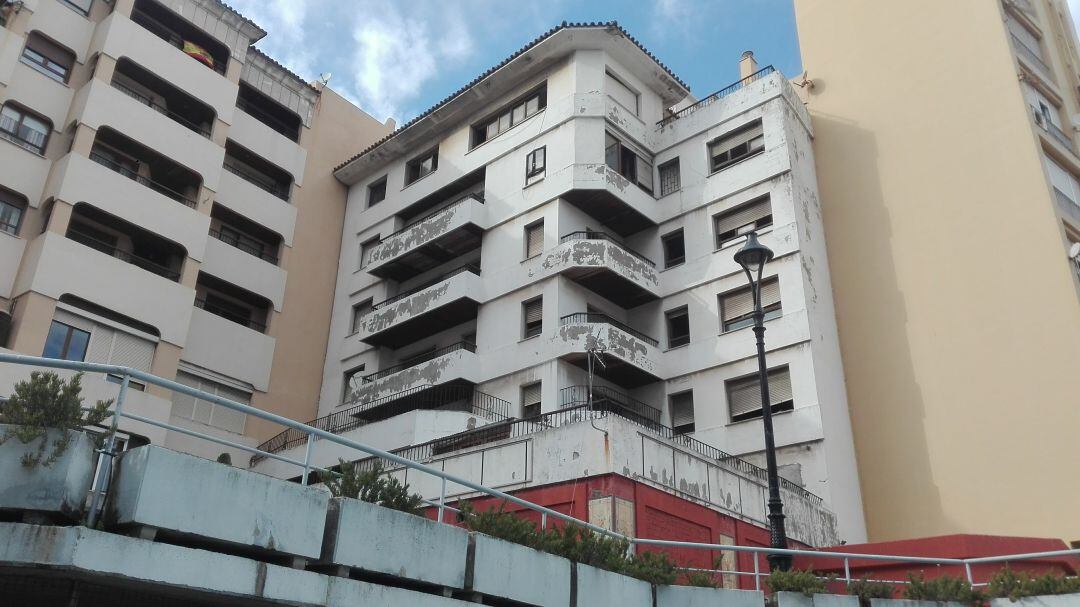Imagen del Edificio Escalinata de Algeciras.