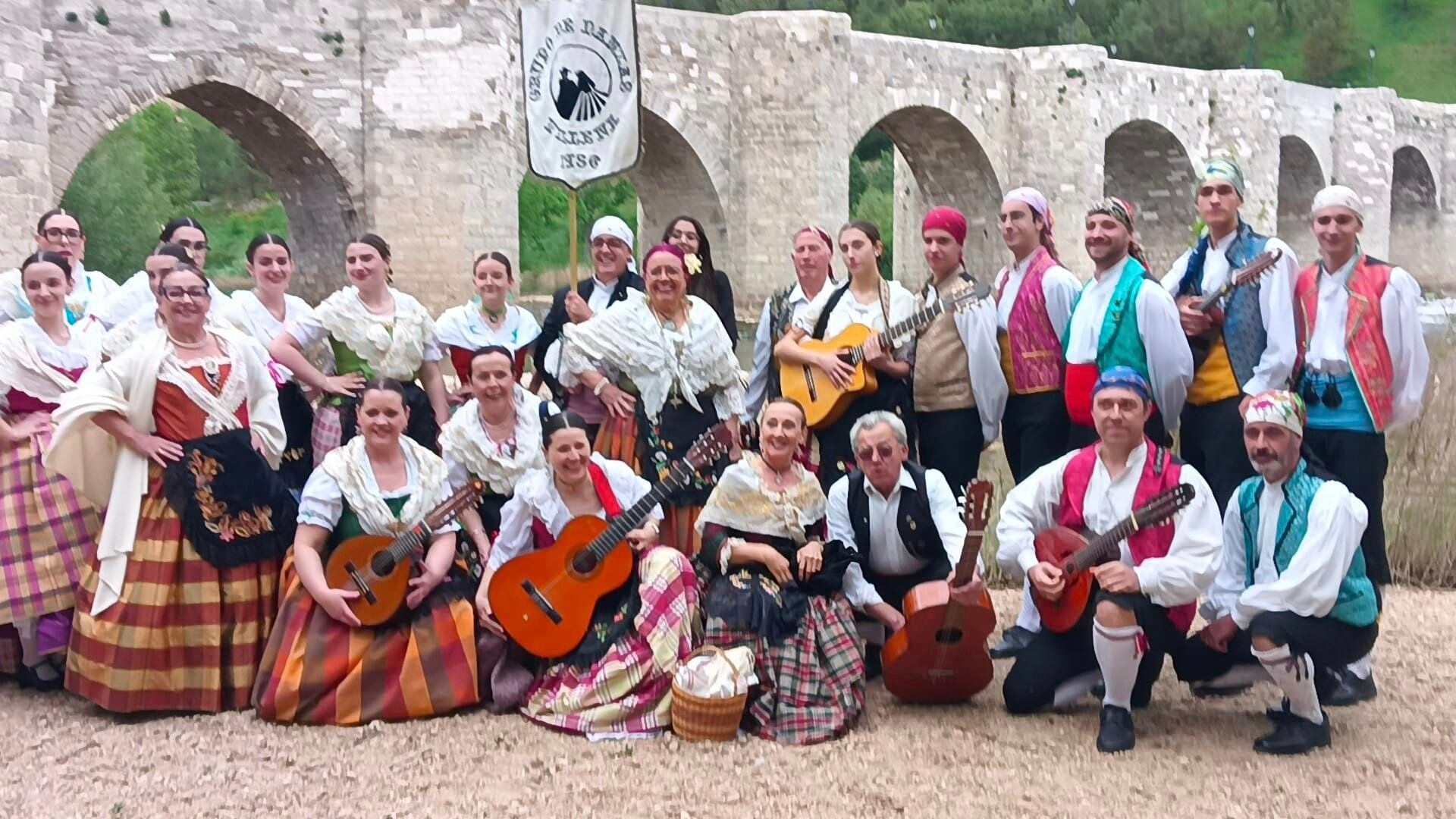 El Grupo de Danzas, en Cabezón del Pisuerga