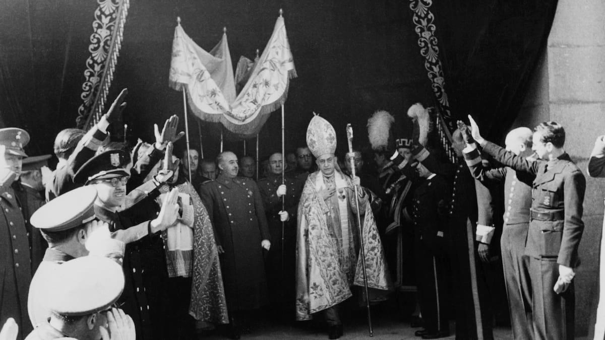 Entrevistamos al historiador Julián Chaves