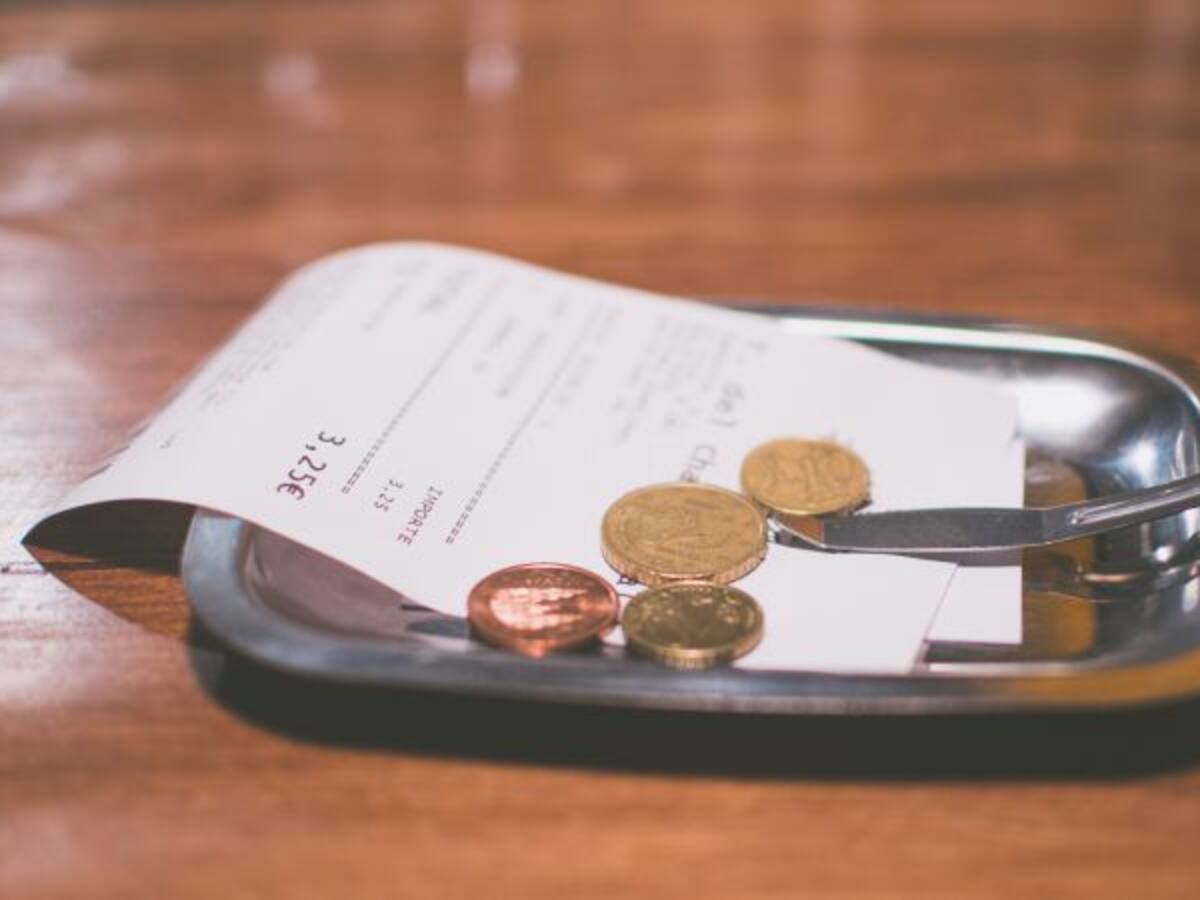 Una familia denuncia a una cafetería por el comentario que encontraron en su cuenta