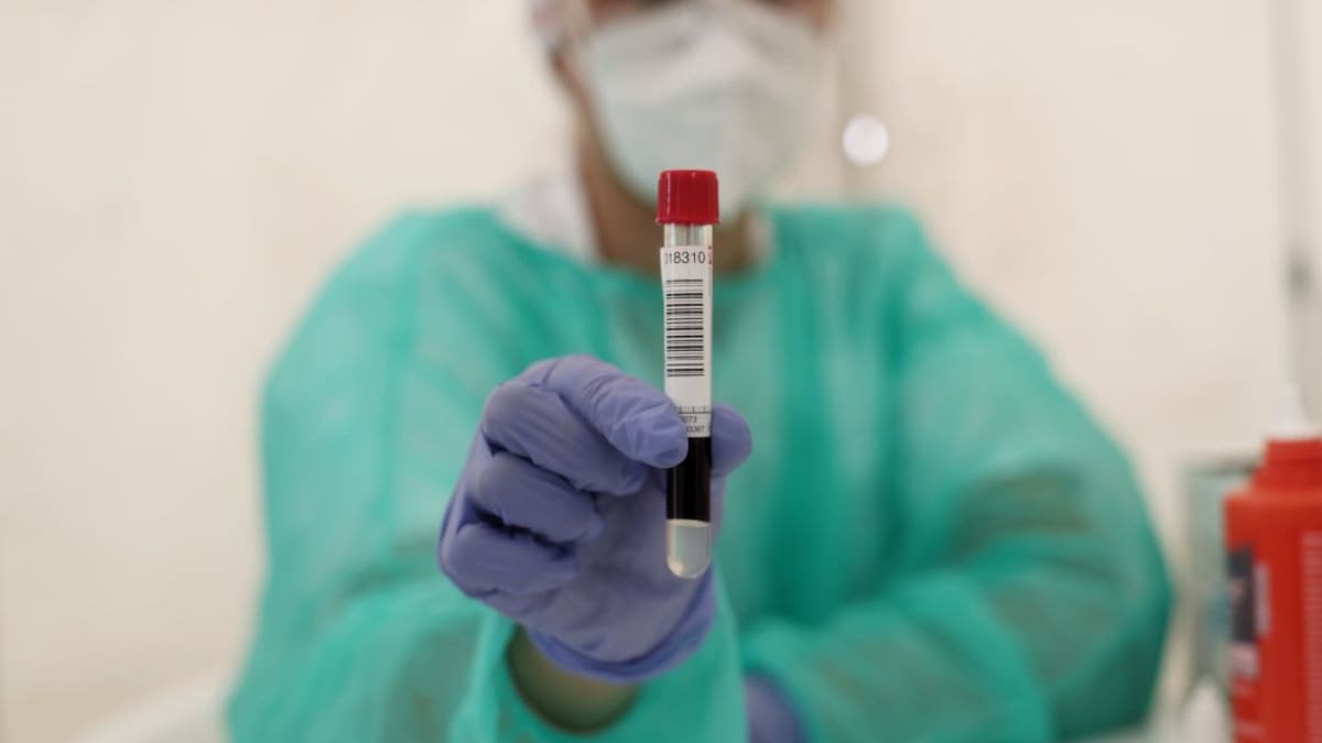 Los sanitarios madrileños sufrieron una plaga de COVID: más de 16.000 se infectaron