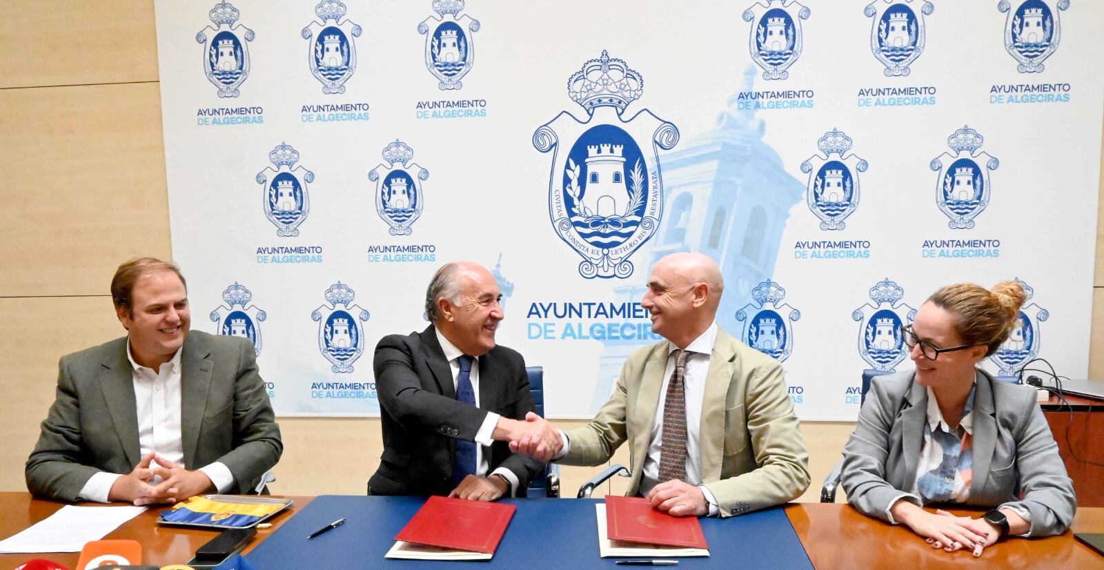 Firma del acuerdo esta mañana