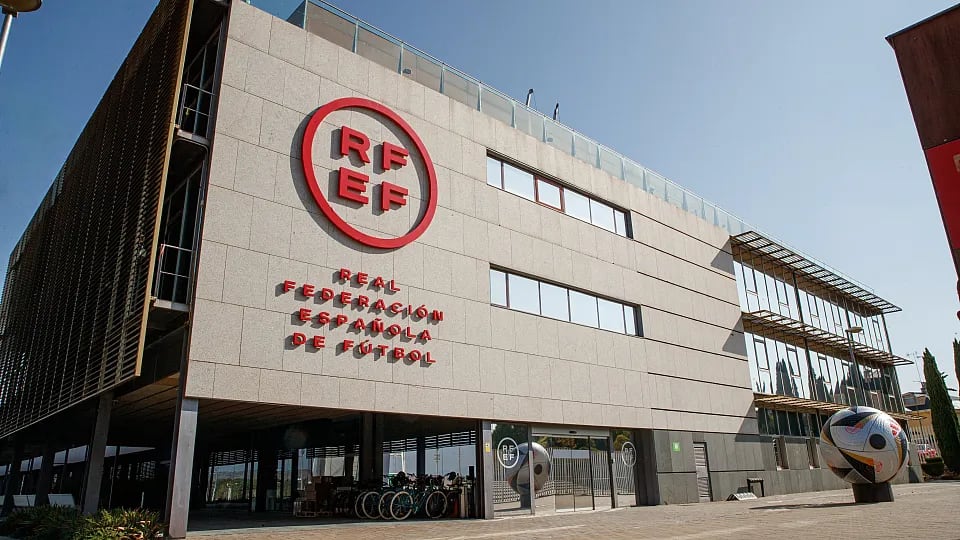 Fachada RFEF Las Rozas.