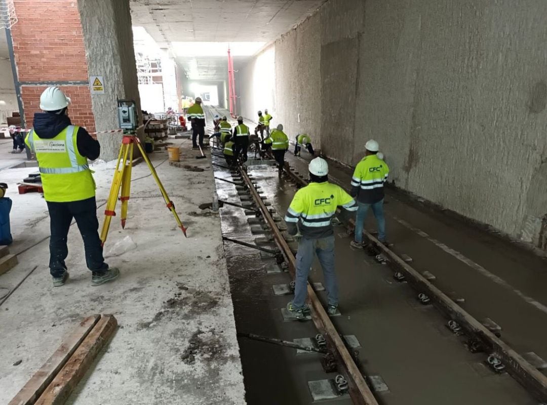 Primeras imágenes de la instalación de la vías para la llegada del AVE a Murcia