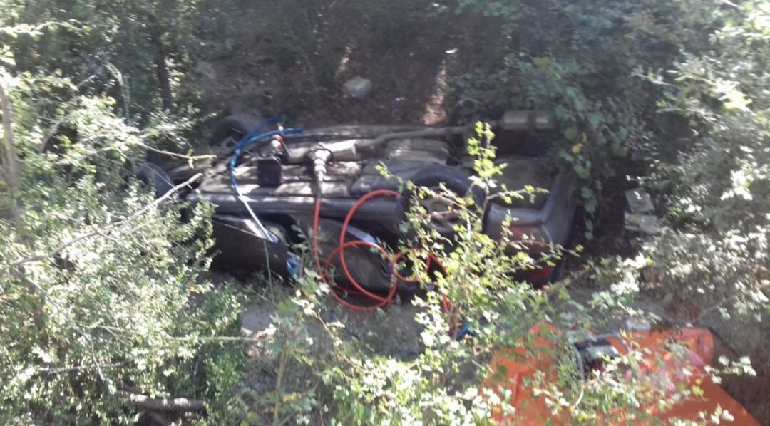 Accidente mortal en Arén. El vehículo se ha salido de la vía por causas que se desconocen 