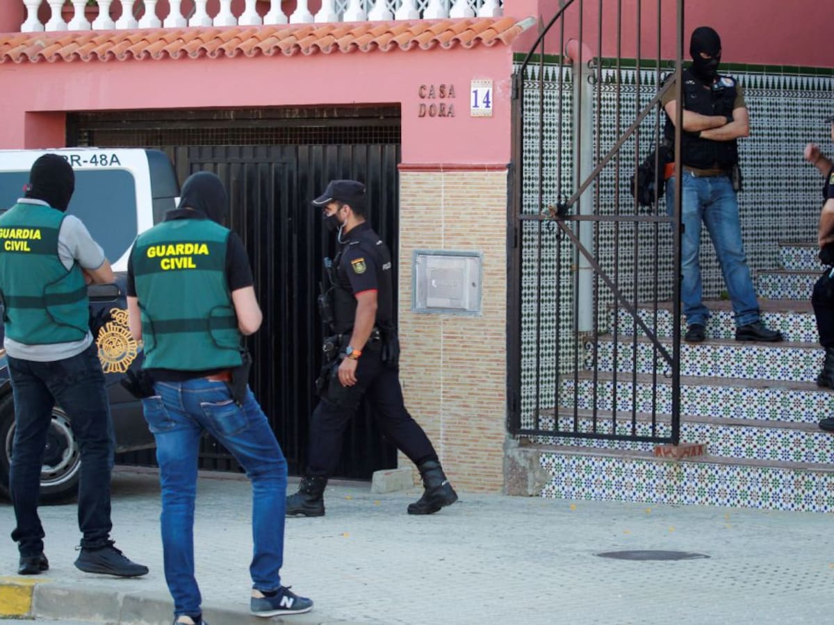 La Operación ARKA-ALAR deja, de momento, cinco registros y siete detenidos