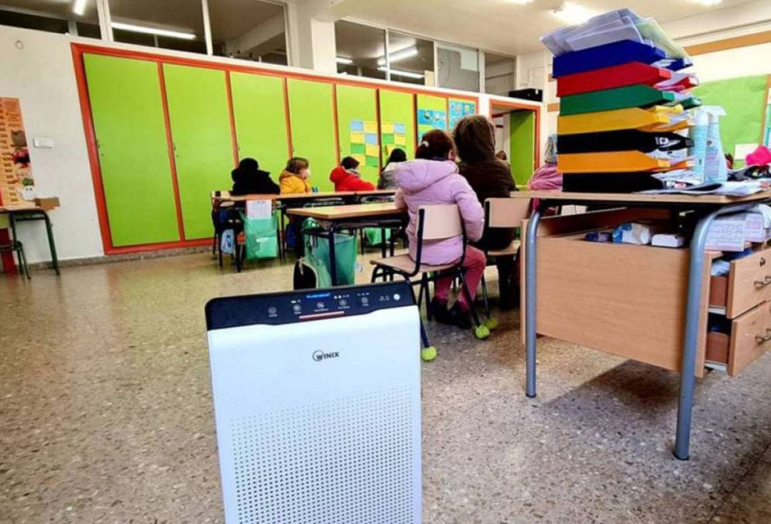 El frío y la pandemia causan problemas en las clases de colegios e institutos