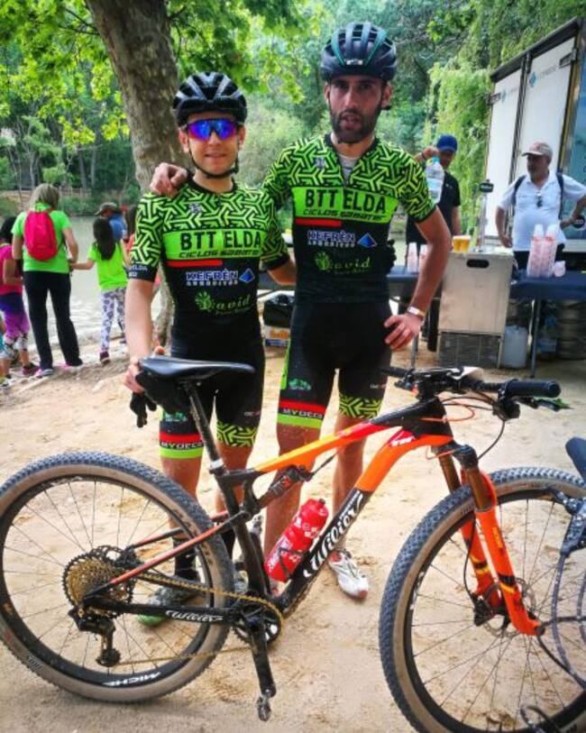 Bikers del BTT Elda