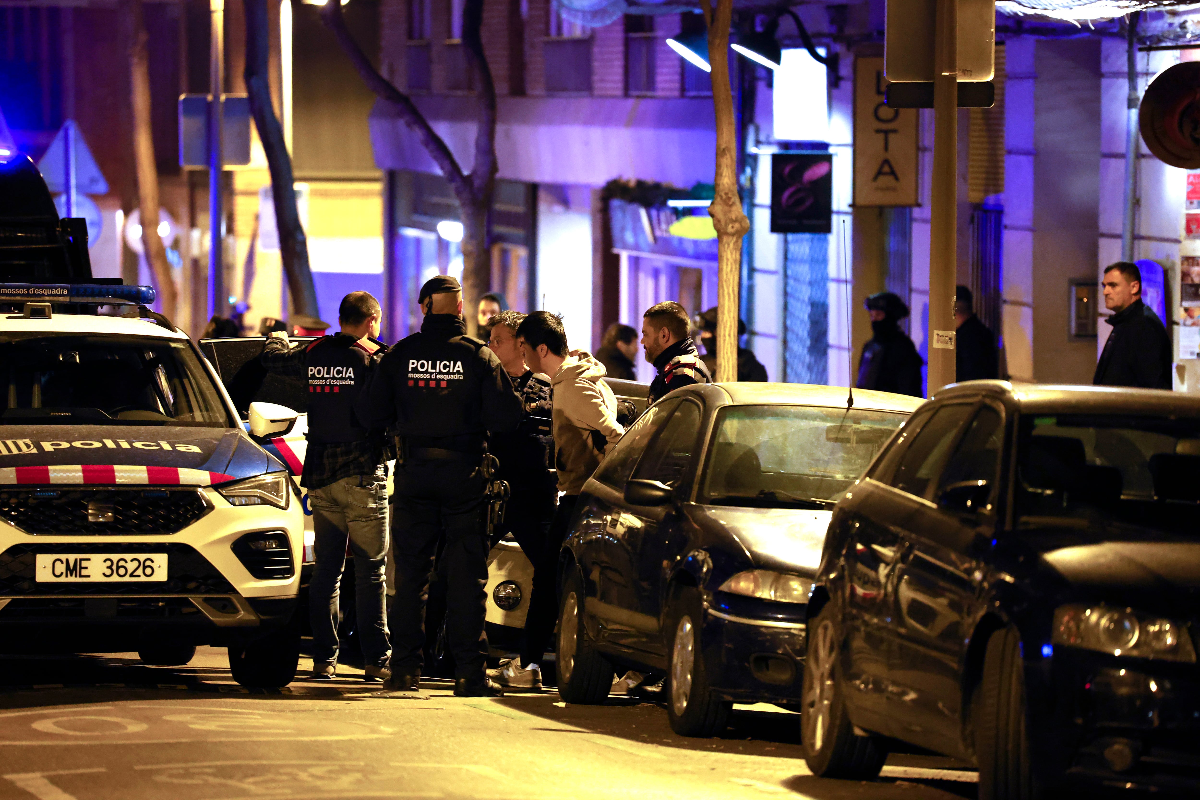 Despliegue de los Mossos d&#039;Esquadra en la calle Amigó, en el distrito de Sarrià-Sant Gervasi de Barcelona.