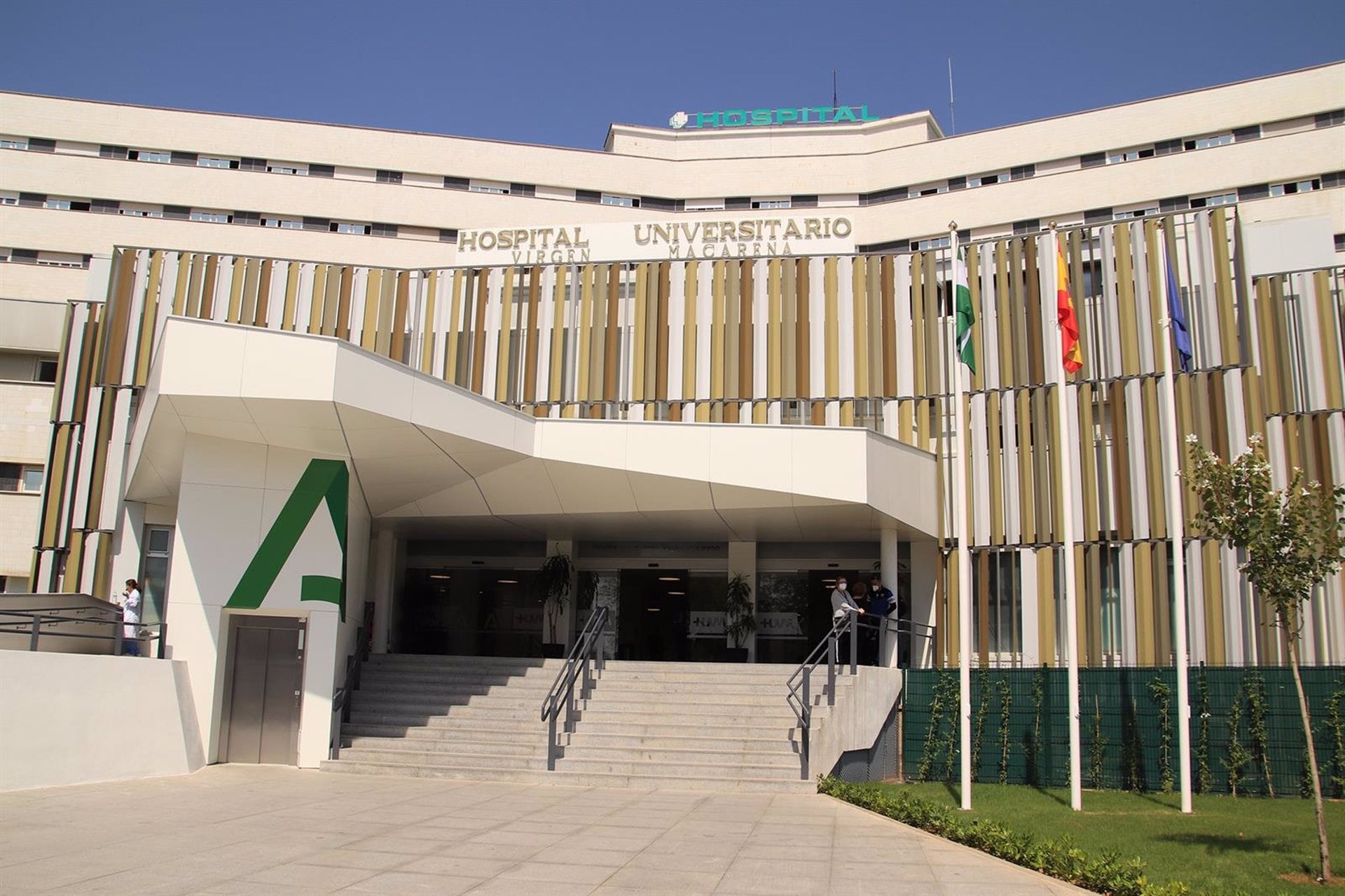 Fachada del Hospital Virgen Macarena