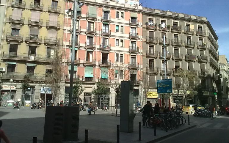 Una imatge del carrer de la Riera Alta de Barcelona, on es van produir els fets