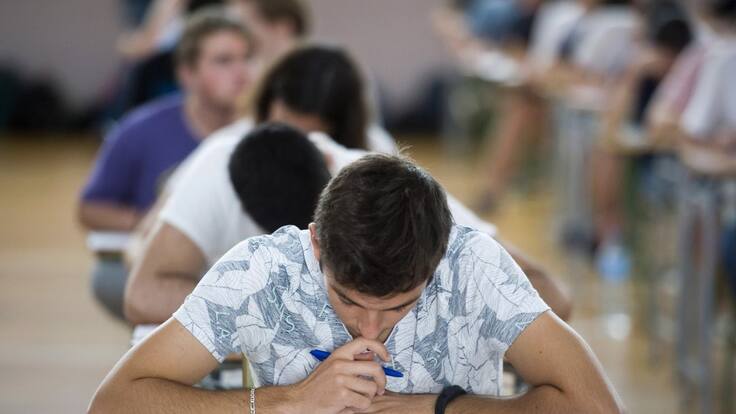 Bernardino Ruiz: "La rebaja impositiva del PP compromete los servicios públicos básicos"