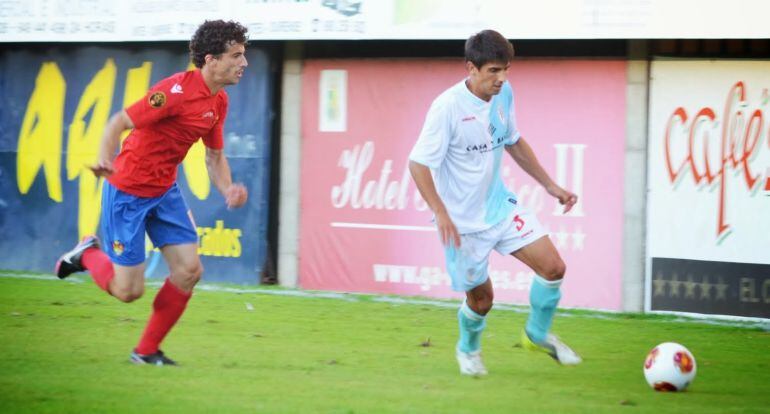 Jimmy (derecha) deja el Compostela