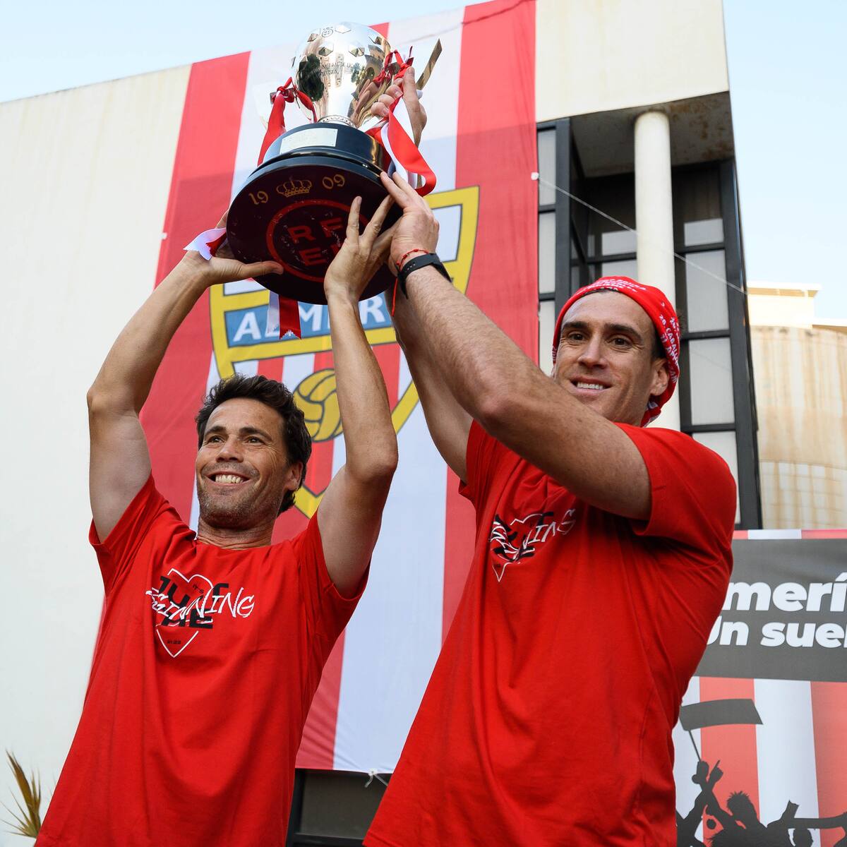 Pendientes del AVE y el ‘AVÉ’ si subimos: los sueños eternos de Almería