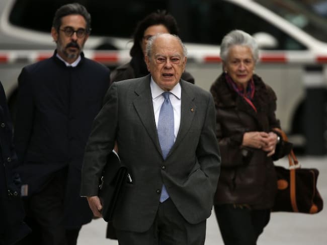 Jordi Pujol y su mujer, Marta Ferrusola, llegan a la Audiencia Nacional.