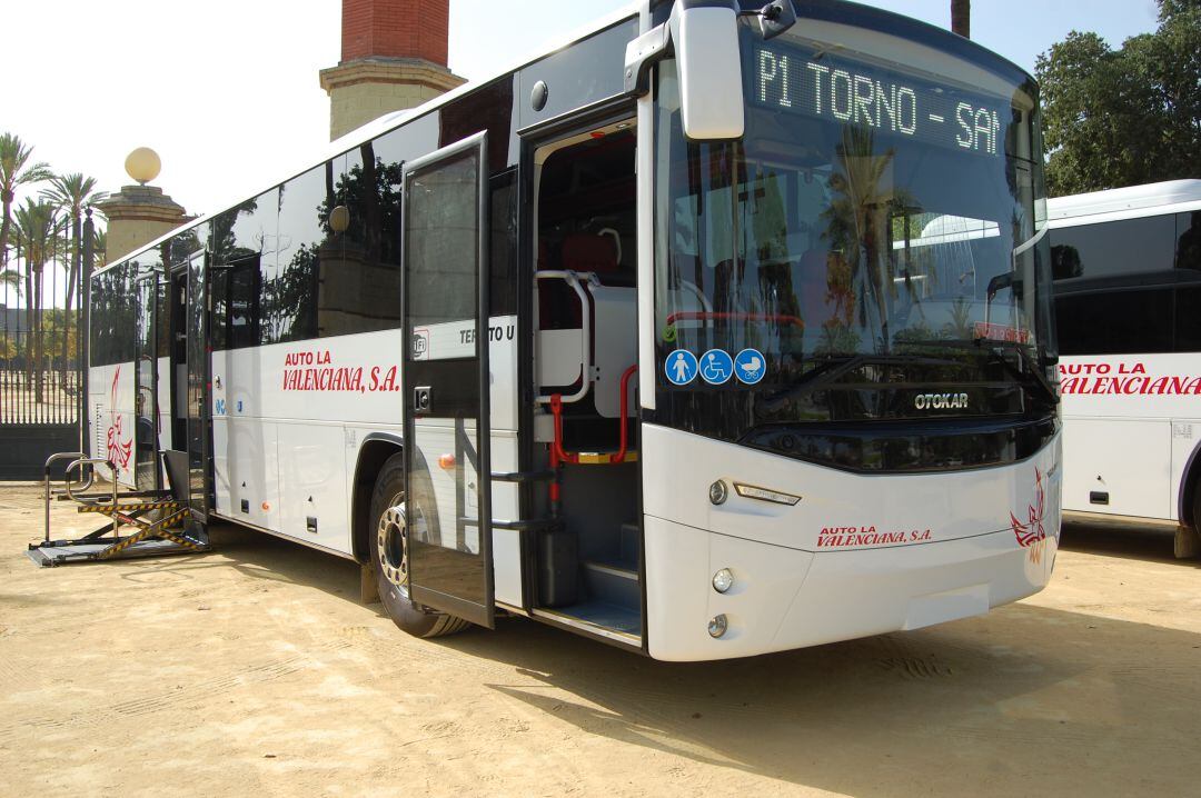 Uno de los autobuses de la zona rural de Jerez