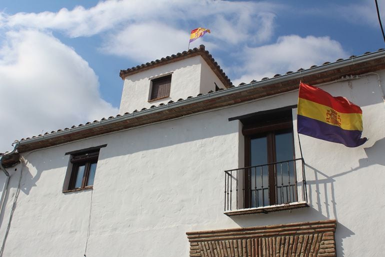 Fachada de la casa de la Memoria en Jimena de la Frontera.