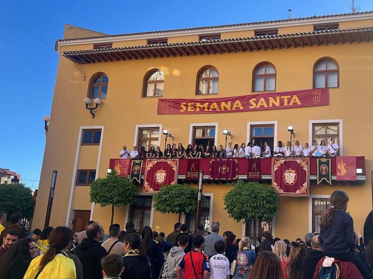 Alcantarilla homenajea a Hozono Global Jairis