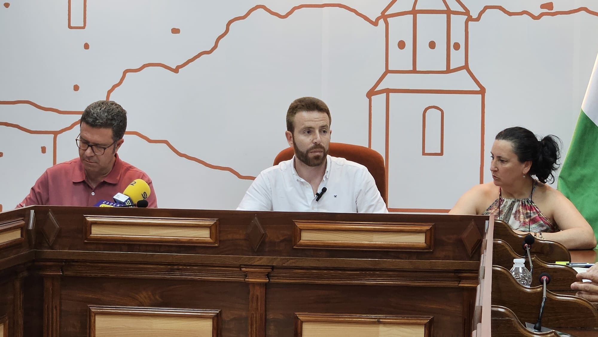 El alcalde de Bedmar y Garcíez, Enrique Carreras, en una de sus intervenciones