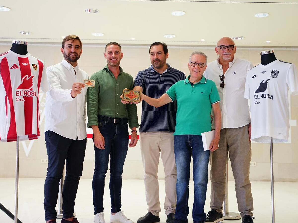 El Real Murcia saca el 'abono centenario Imperial'