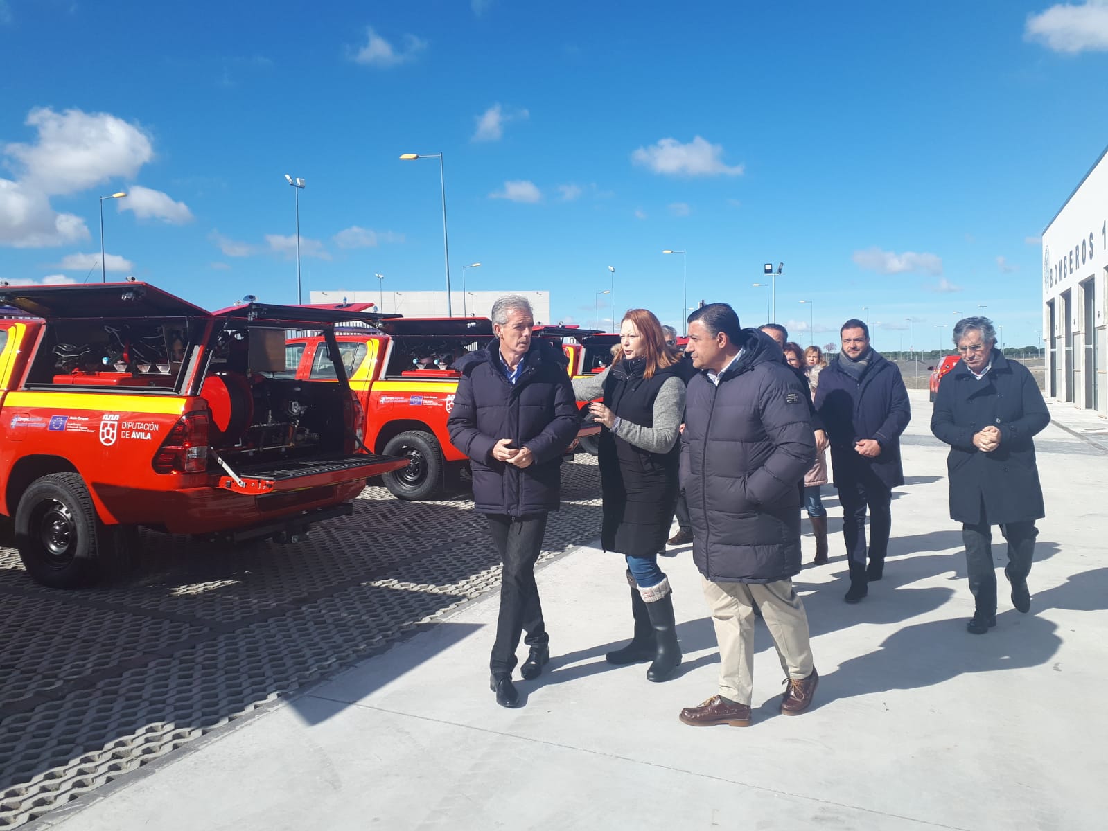 La Directora de Protección Civil con el Presidente de la Diputación y el Delegado Territorial de la Junta