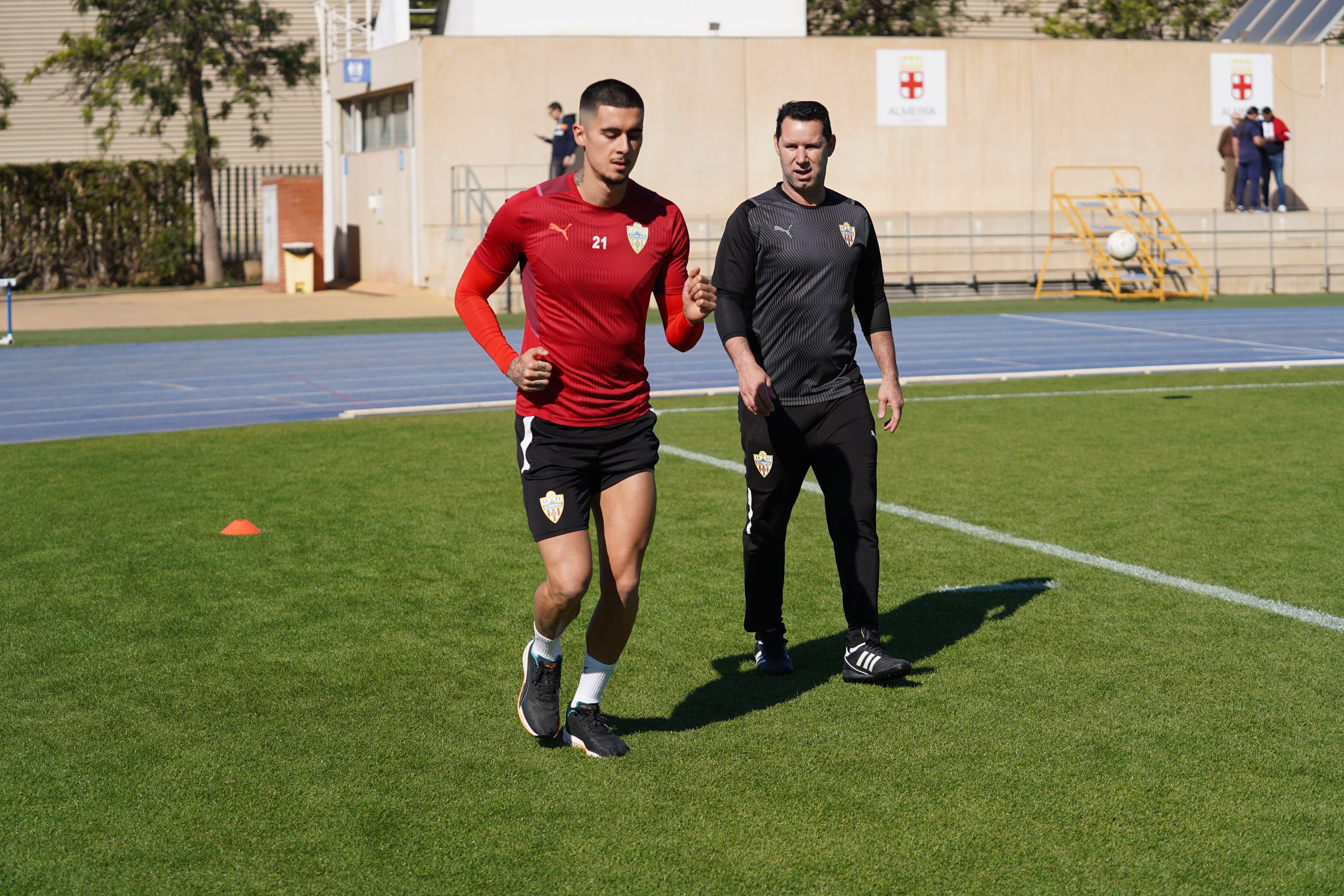 Chumi y Cid Andrade entrenando en el Anexo.