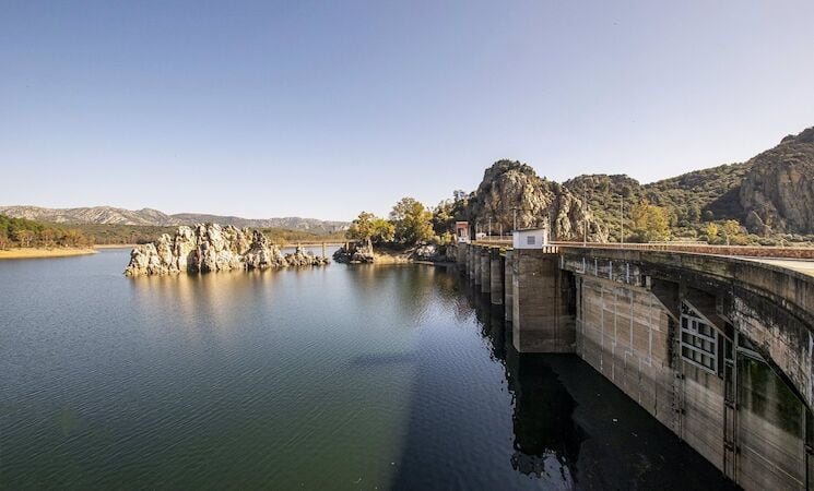Evacuación de La Bazana y Valuengo en Jerez de los Caballeros