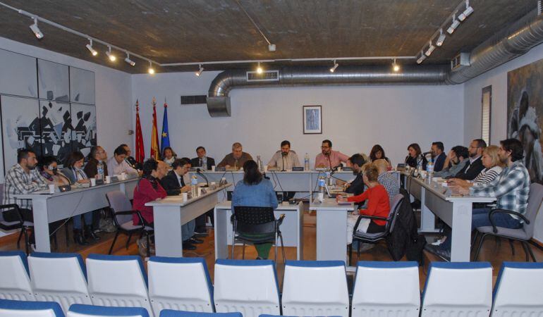 El empate a votos ha tenido que ser resuelto por el voto de calidad del alcalde