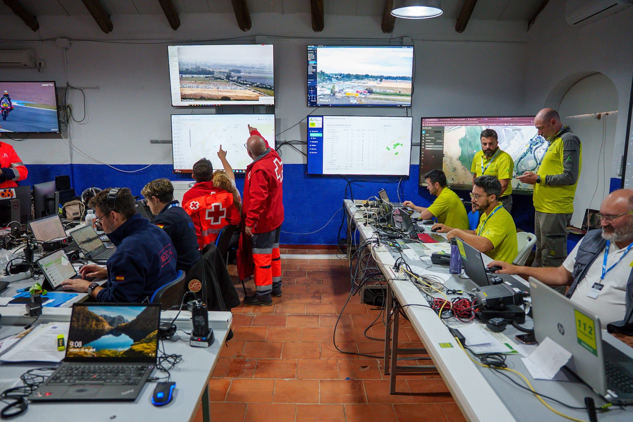Puesto de mando avanzado del 112 en Jerez