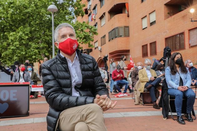 El ministro de Interior, Fernando Grande-Marlaska, en un acto del PSOE de Madrid, en Vallecas.