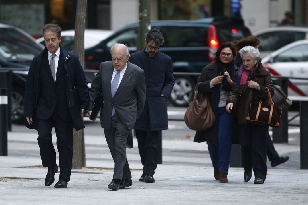 Jordi Pujol i Marta Ferrusola arriben a l'Audiència Nacional