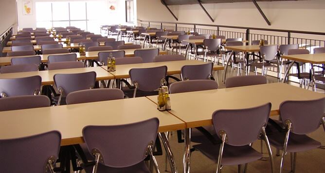 Imagen del comedor de la Facultad de Derecho de la Universidad de Sevilla