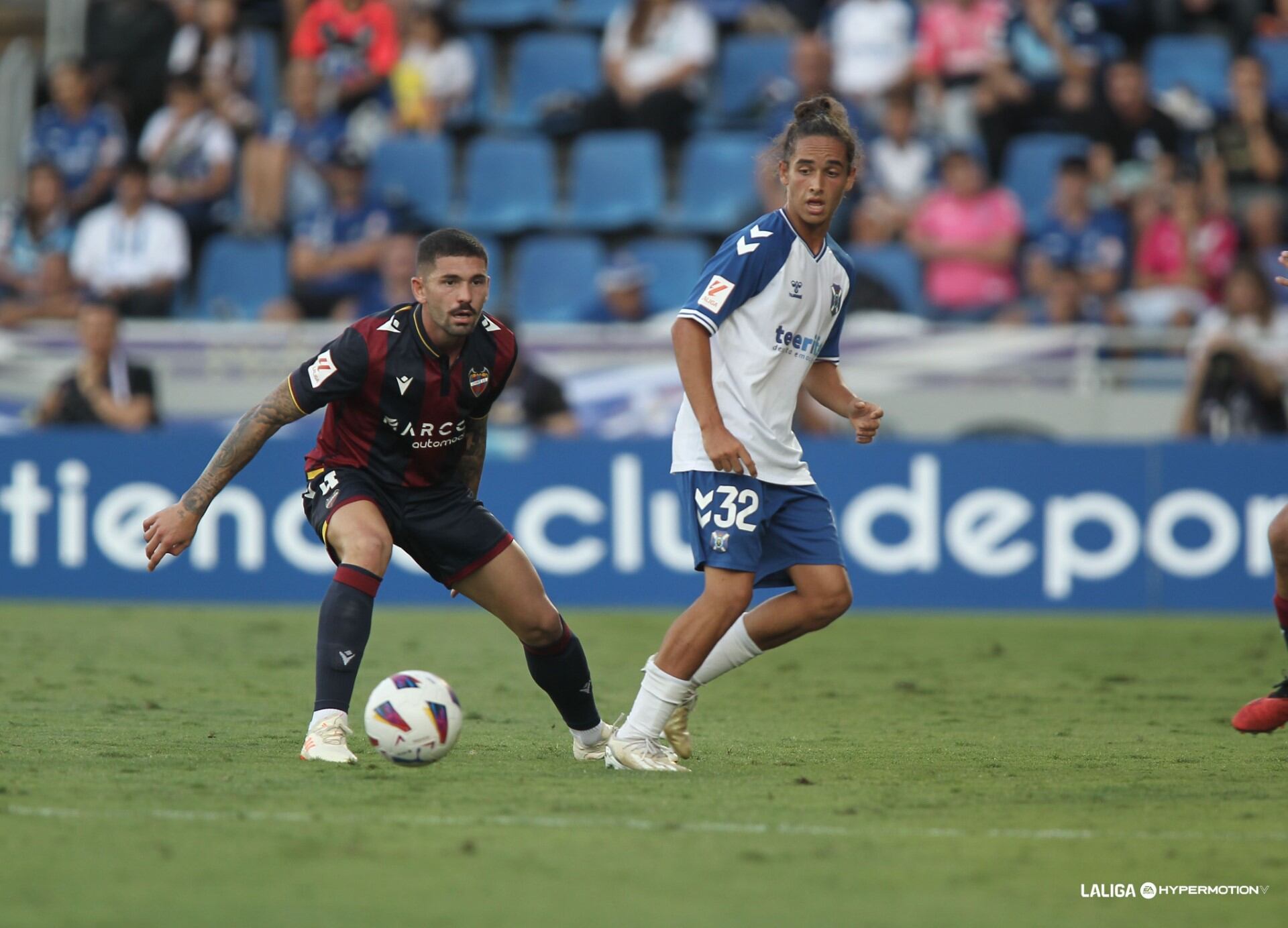 El canterano Jesús Belza debutó como titular en el Heliodoro.