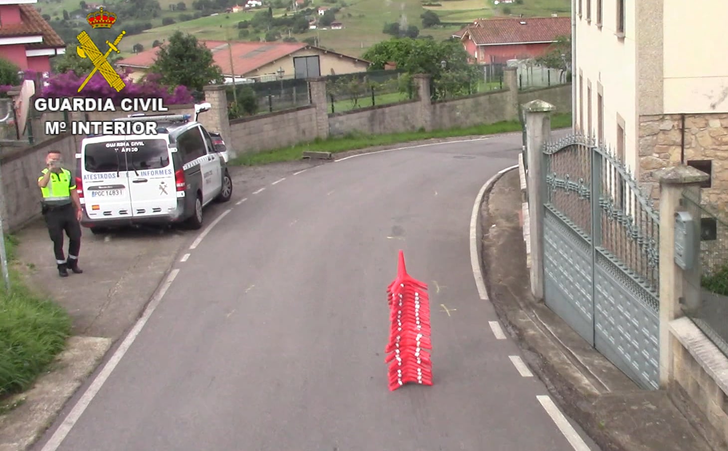 El atropello de produjo en un camino vecinal de la parroquia de Campañones.