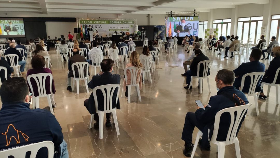 Asistencia al evento con las correspondientes medidas de seguridad