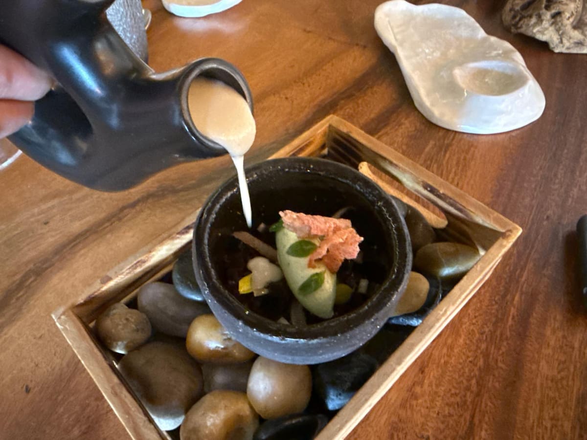 Remolacha eco de Caudiel, albahaca, marcona de Altura y aceite de Segorbe